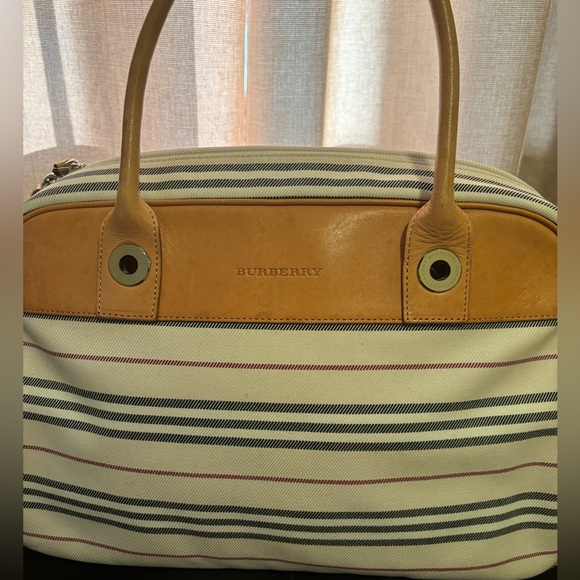 BURBERRY BOWLER BAG (authentic) - Picture 5 of 15